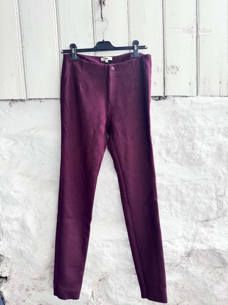 Katrin Uri Faux Semsket Pants Wine