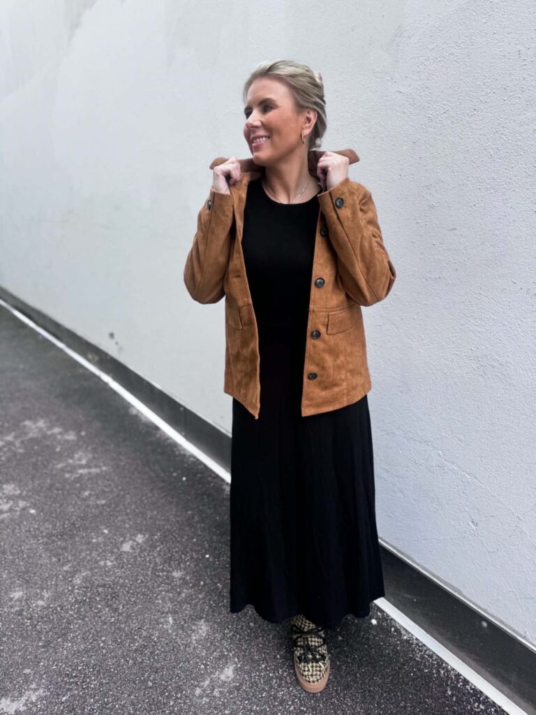 Katrin Uri Jersey Dress Rund-Hals Long Svart