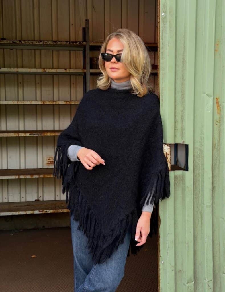 Rêve Caroline Poncho Black