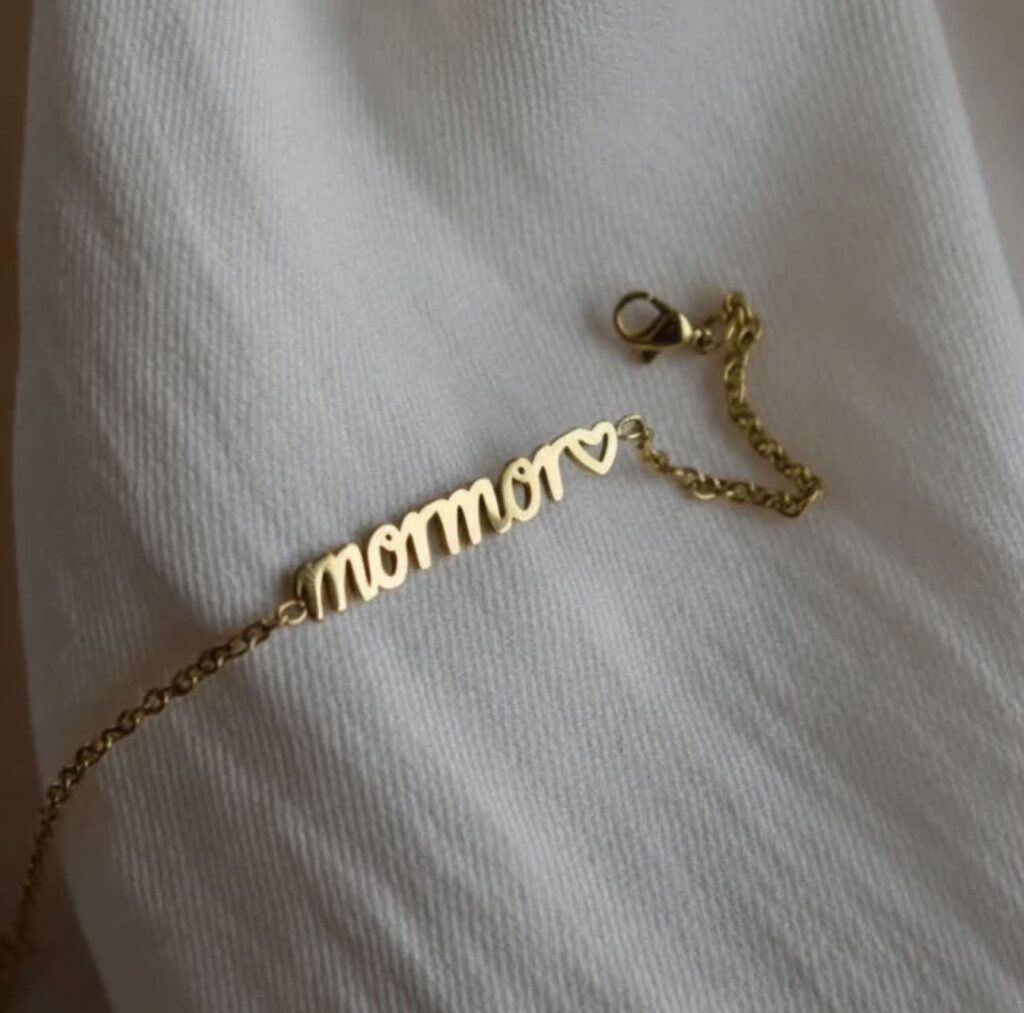 Eline Bang Armbånd gull Mormor