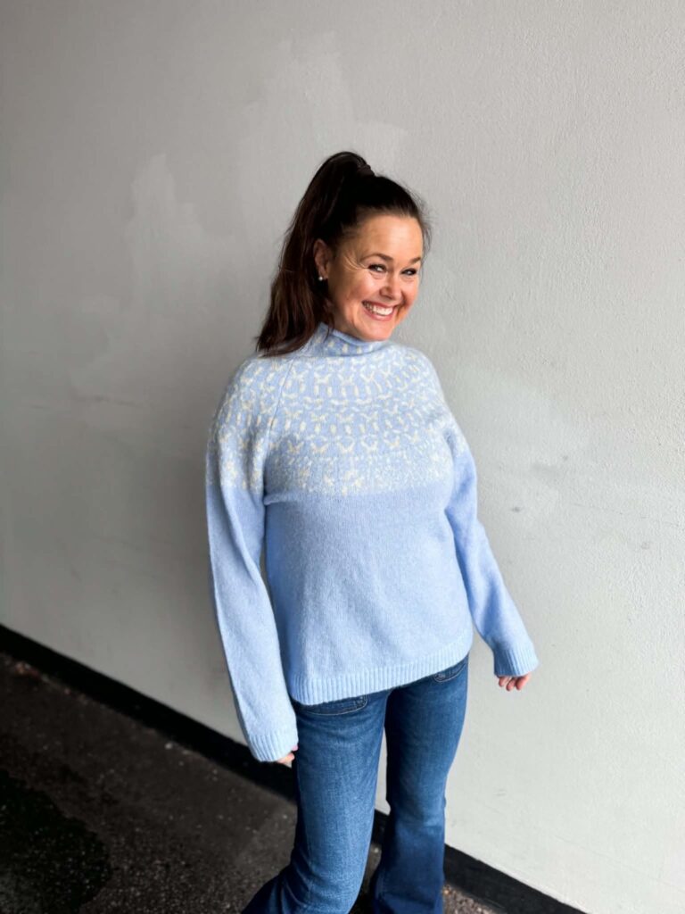 Red Green Jesebel Knit Blue